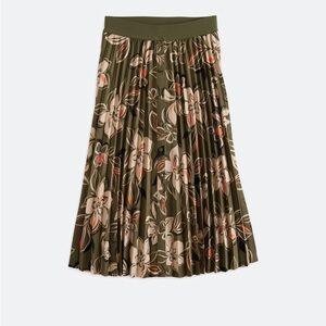 Daniel Rainn Olive Floral A-Line Skirt